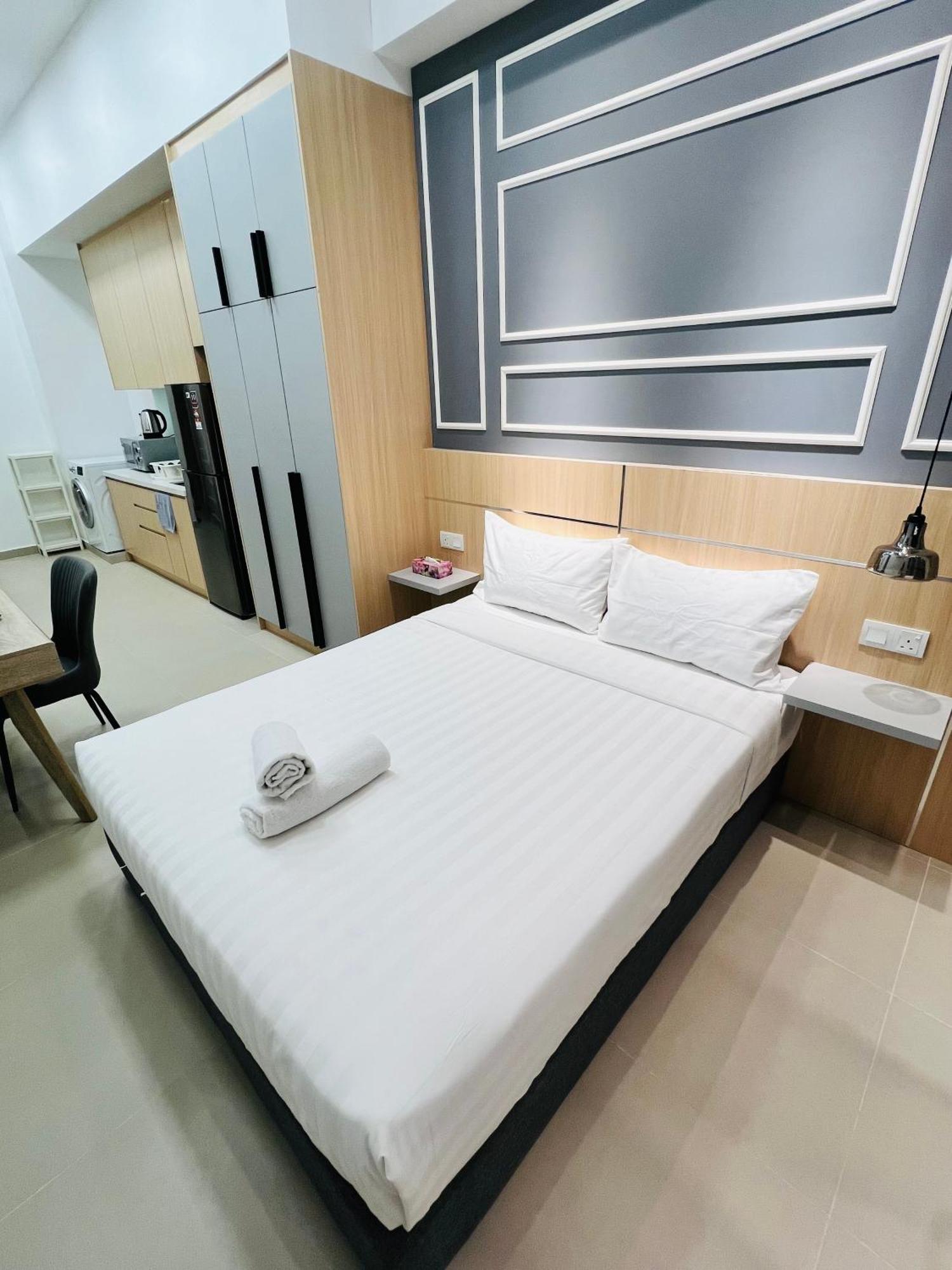 Colony Suites Klcc By Hibernate Куала-Лумпур Екстер'єр фото
