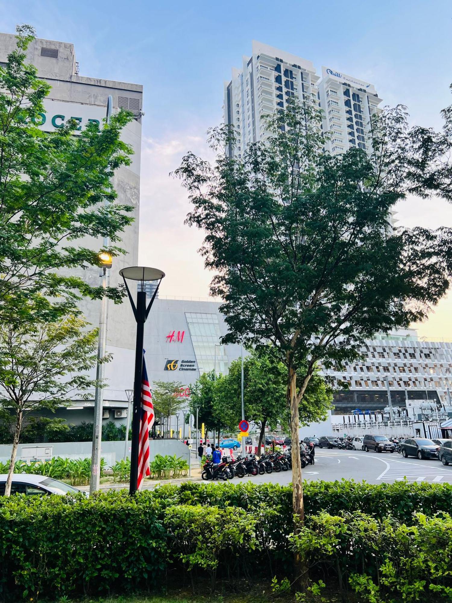Colony Suites Klcc By Hibernate Куала-Лумпур Екстер'єр фото