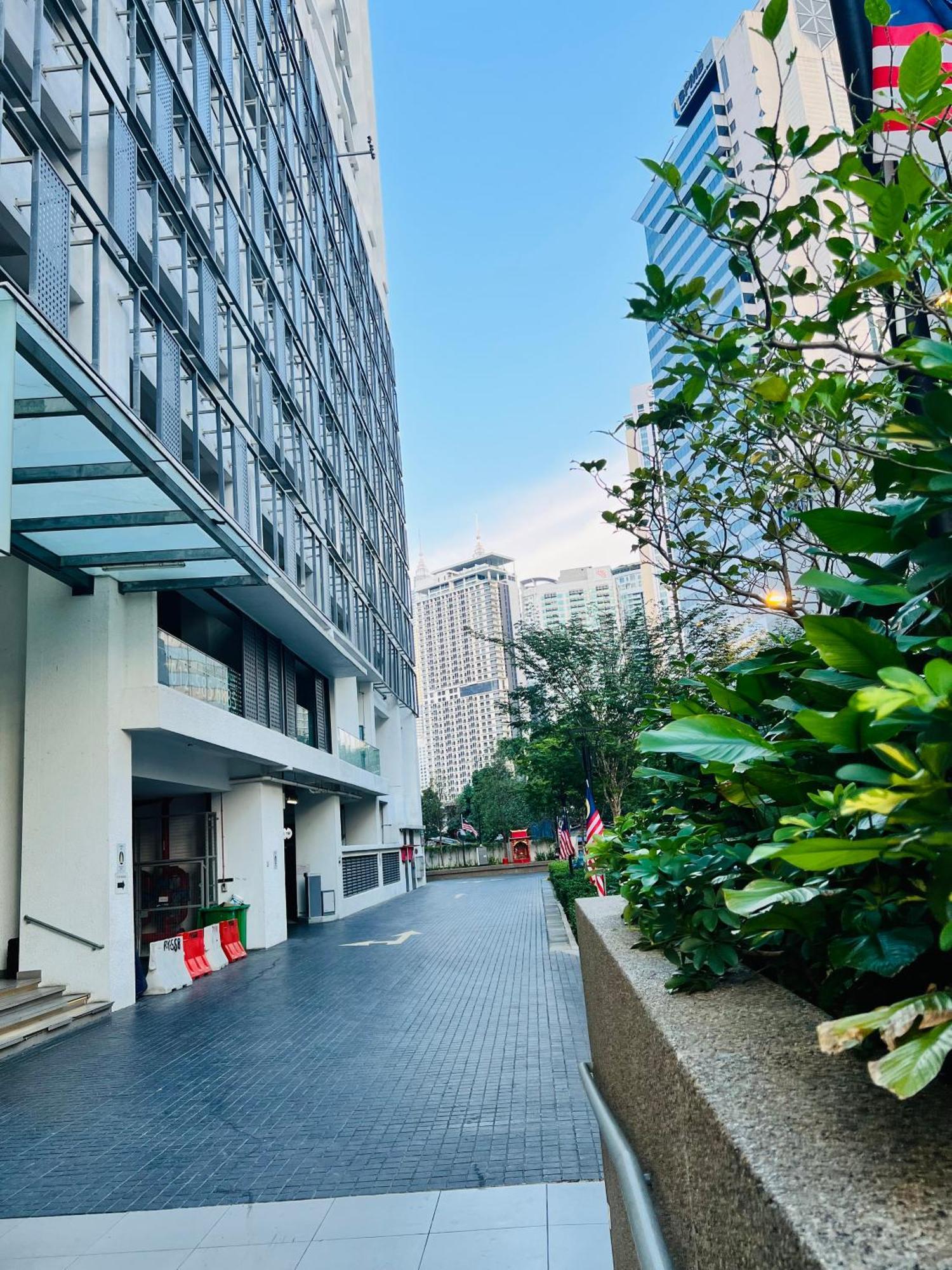 Colony Suites Klcc By Hibernate Куала-Лумпур Екстер'єр фото