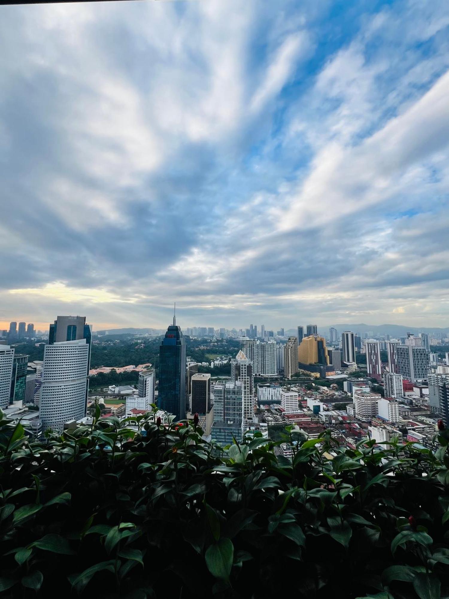 Colony Suites Klcc By Hibernate Куала-Лумпур Екстер'єр фото